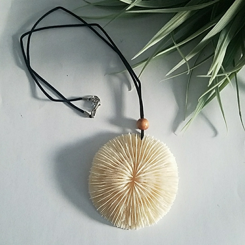 Handmade authentic coral necklace